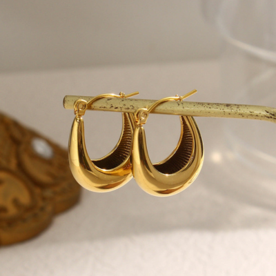 EVIE Elegant Hoops