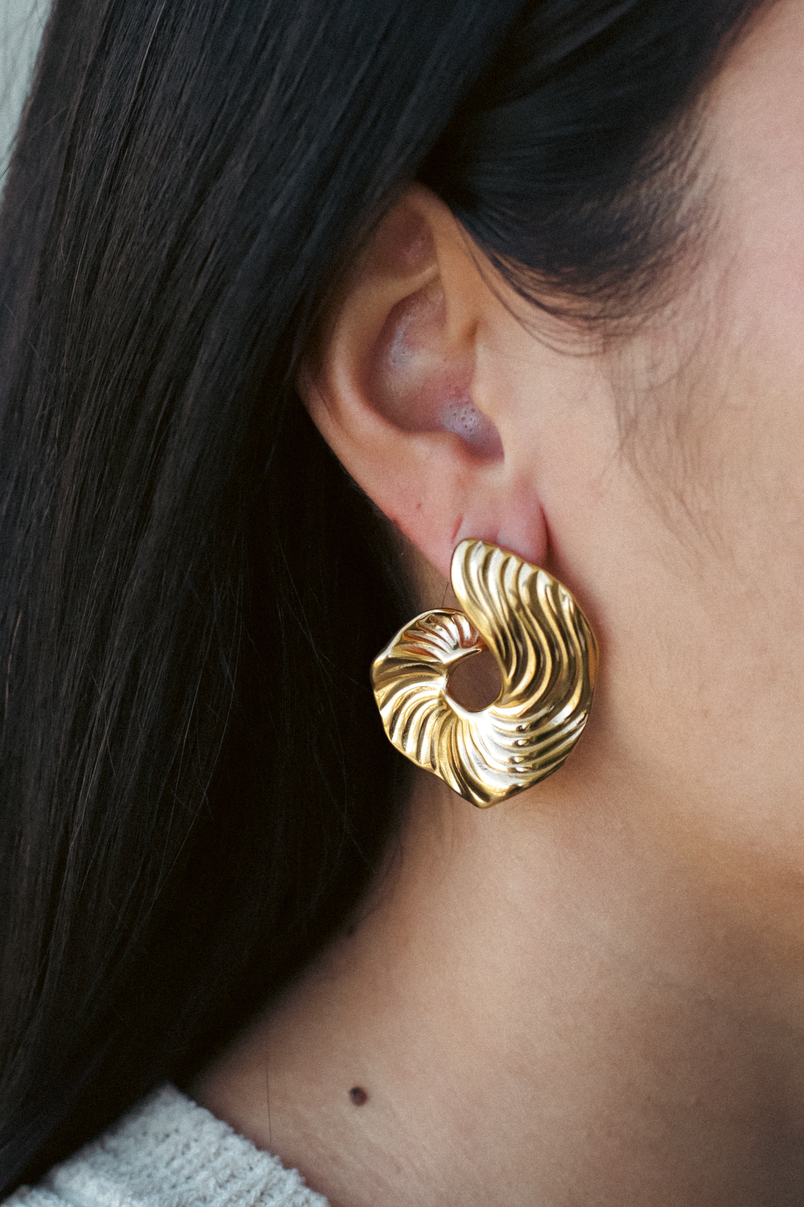 IRIS Sculpture Earrings