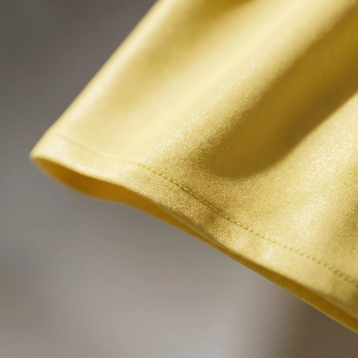 Joy | Figurbetontes Maxi-Kleid Mit Rückenausschnitt