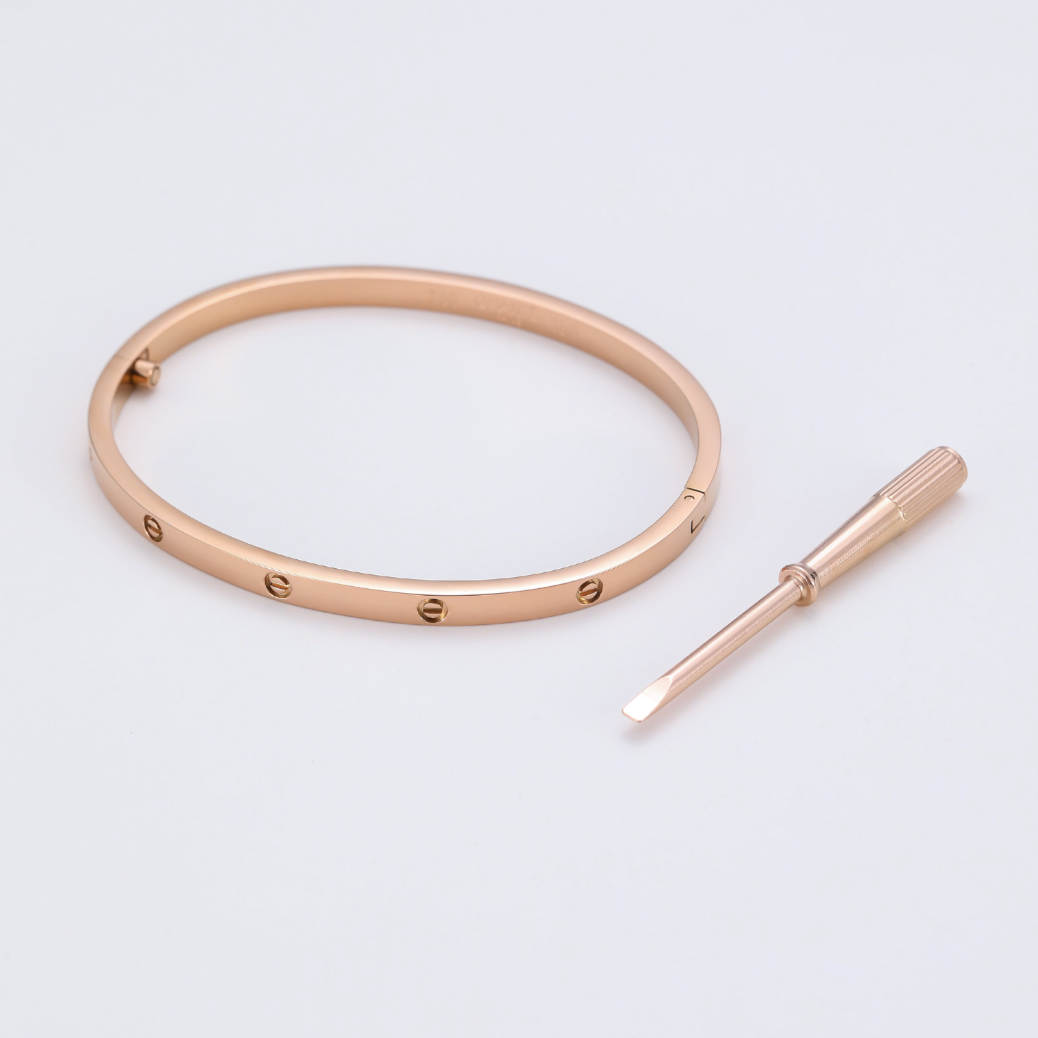 LOVE Small Golden Bracelet