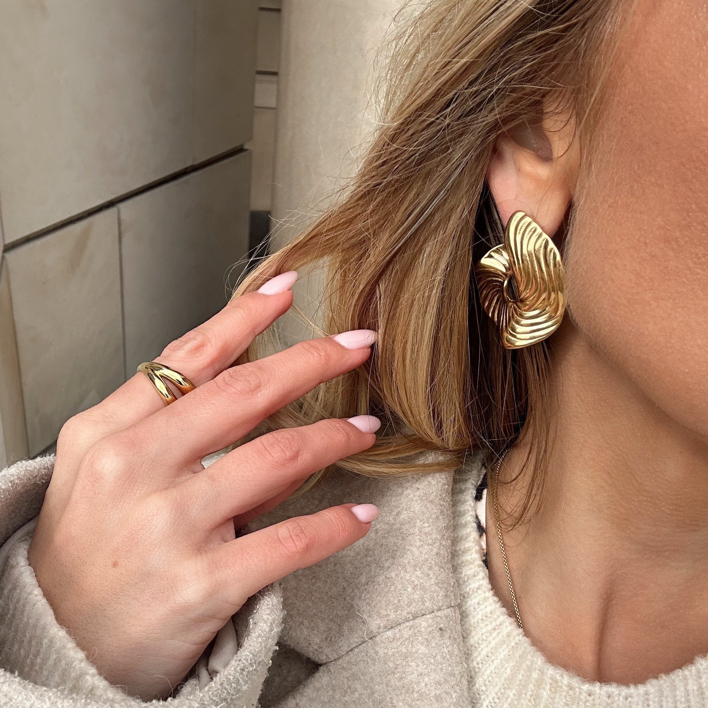 IRIS Sculpture Earrings
