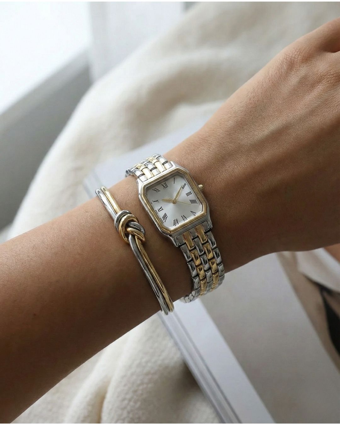Elise Knot Bracelet