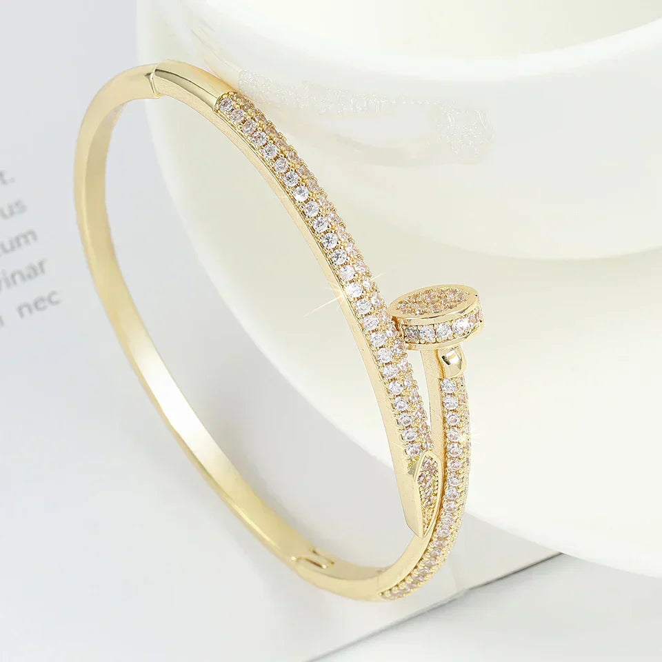 NAIL Deluxe Bracelet with Zircon