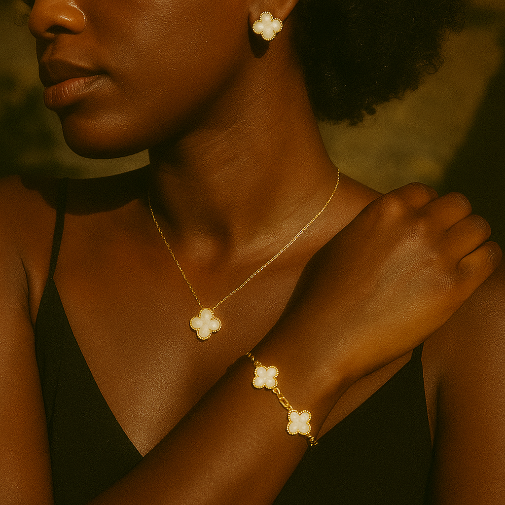 CLOVER Earrings