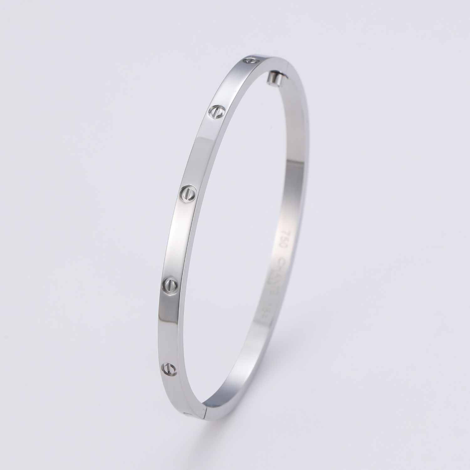 LOVE Small Golden Bracelet